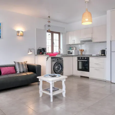 Brisas Complex, 104 * بلايا بلانكا