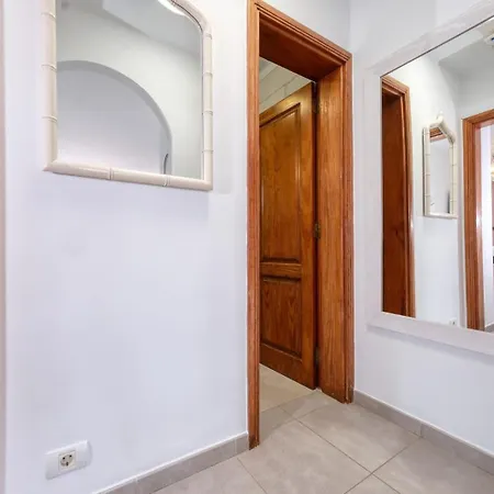 Brisas Complex, 104 * بلايا بلانكا