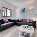 Brisas Complex, 104 Holiday home