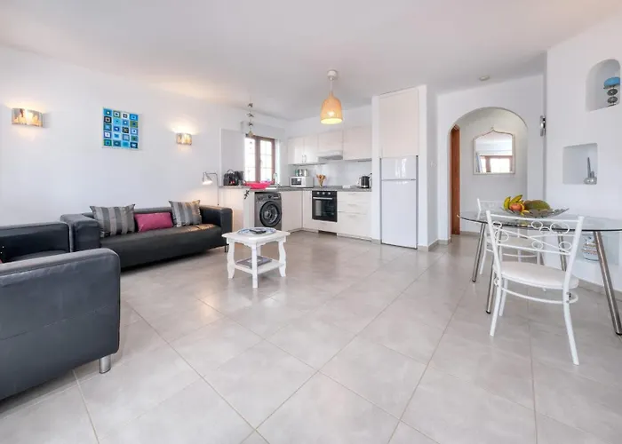 Brisas Complex, 104 Holiday home